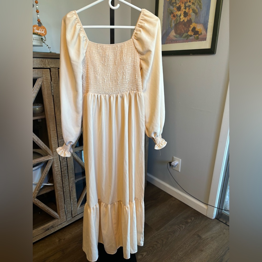 LONG SLEEVE RUFFLE MAXI DRESS by SHEIN CREAM COUNTRY BOHO STYLE SIZE LARGE 8/10